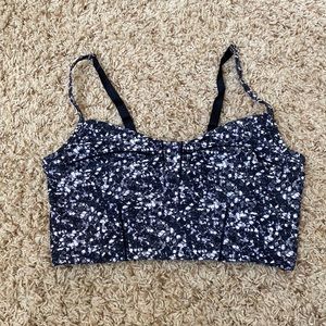 Lululemon sports bra